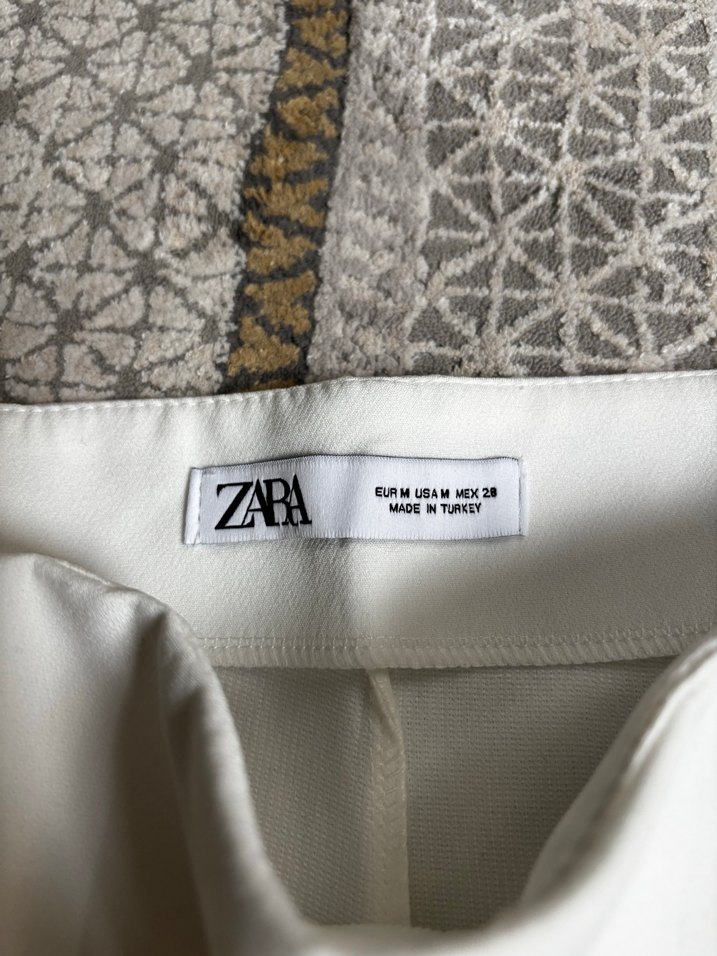 Zara Beyaz şort Etek - Görsel 2
