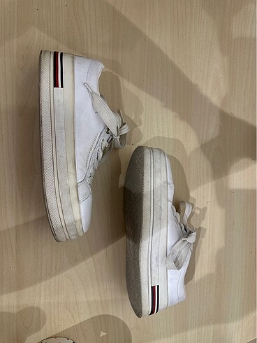 39 Beden Orijinal Tommy Hilfiger sneaker