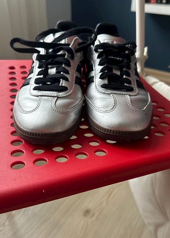 Orijinal Adidas Gri Metalik Kadın Spor Ayakkabı - Görsel 6