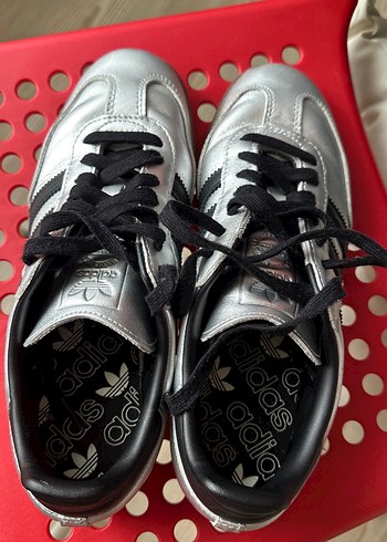 Orijinal Adidas Gri Metalik Kadın Spor Ayakkabı - Görsel 8