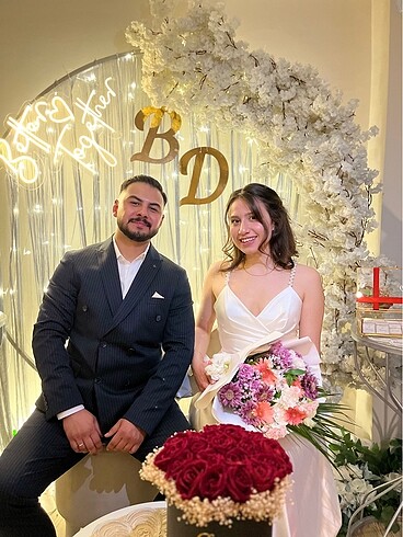 Beyaz söz nişan nikah elbisesi