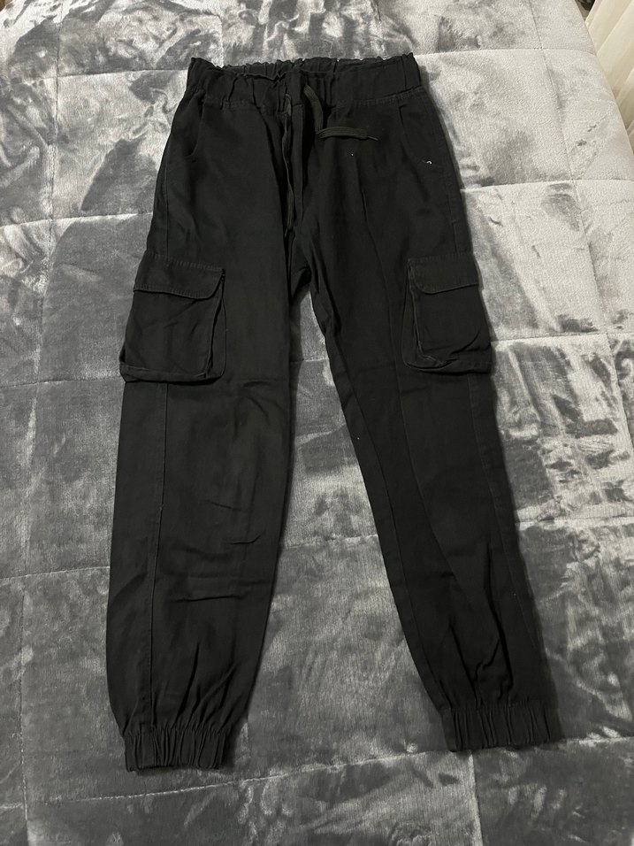 Siyah Kemerli Rahat Kesim Keten Pantolon - Görsel 3