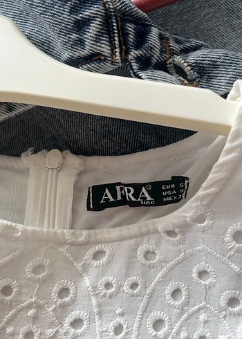 Uzun Kollu Beyaz Nakışlı Bohem Elbise - Görsel 3