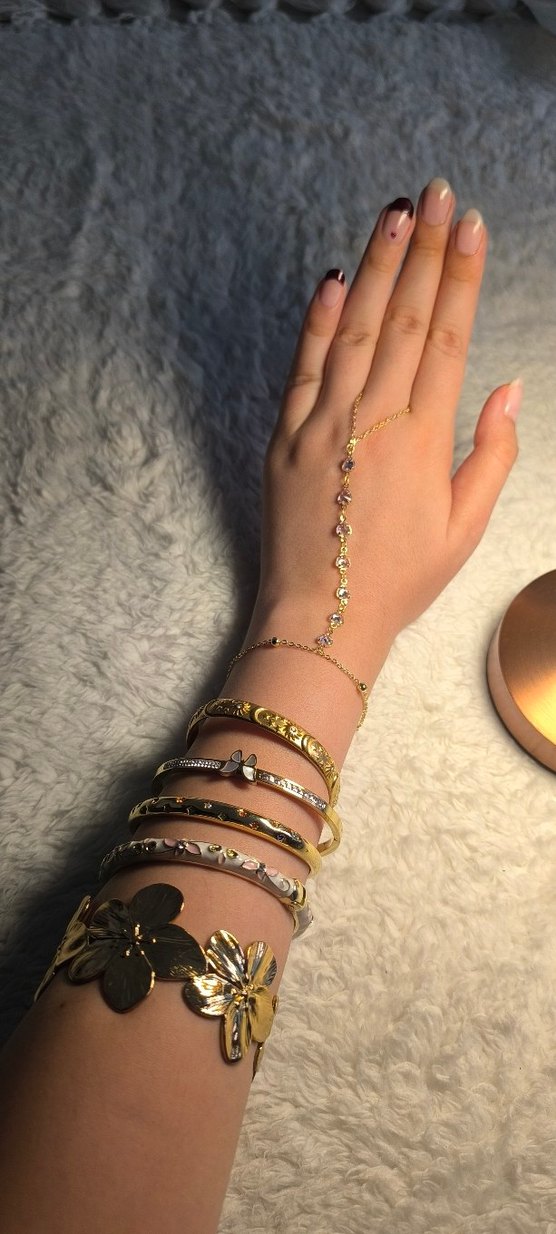 Çiçek Desenli Beyaz Mineli Bileklik - Görsel 3