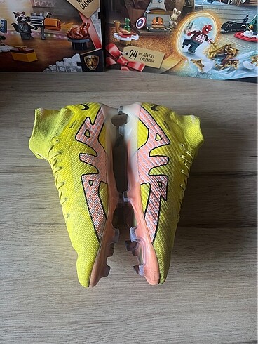 45 Beden sarı Renk Nike air zoom krampon ORİJİNAL