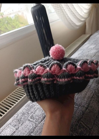 Pembe Ponponlu Gri Örgü Bere - Görsel 4