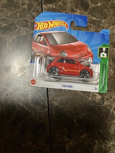Fiat 500e Hot Wheels