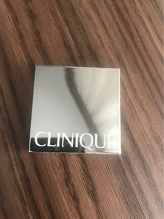 Clinique Allık