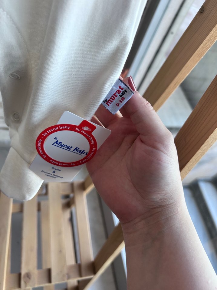 Uzun Kollu Beyaz Bebek Tulum ve Şapka - Görsel 4