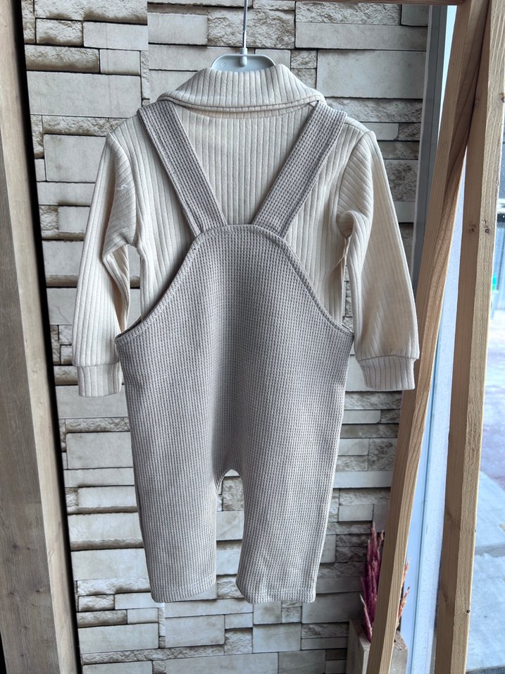 Nakışlı krem Örgü Bebek Erkek Tulum - Görsel 2