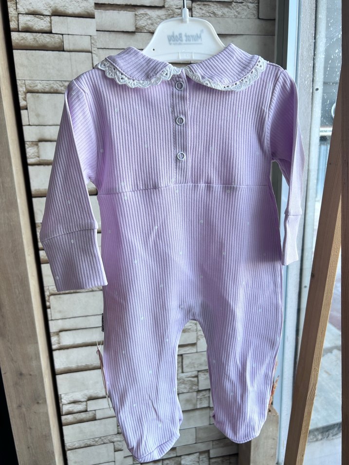 Dantel Detaylı Lila Bebek Tulum - Görsel 4