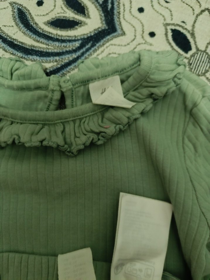 Uzun Kollu Düğmeli Bebek Kız Takımı - Görsel 2