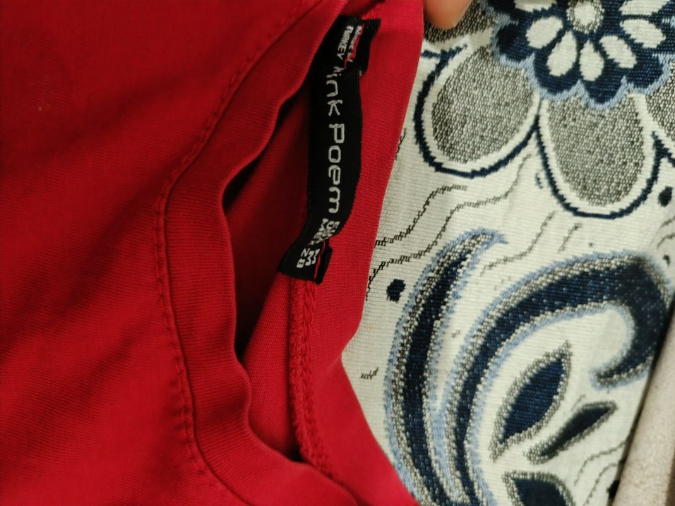 Kırmızı Baskılı Tişört - Görsel 2