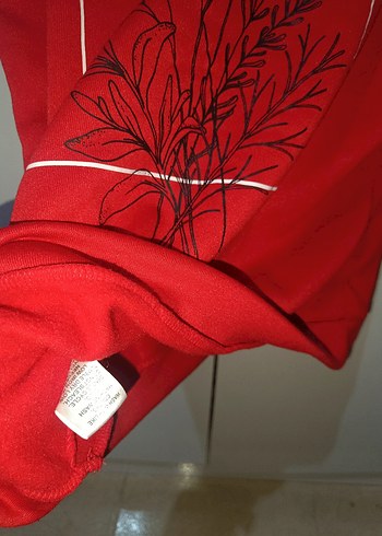 Kırmızı Kapüşonlu Kadın Sweatshirt - Görsel 4