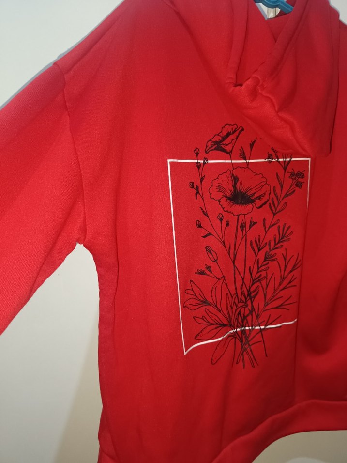 Kırmızı Kapüşonlu Kadın Sweatshirt - Görsel 3