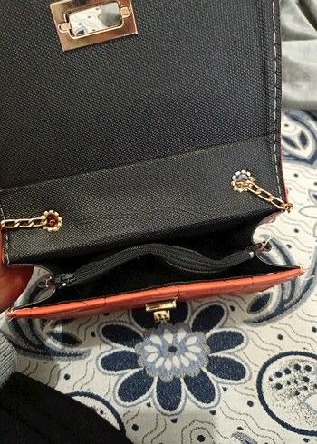 Tokalı Kırmızı Kadın Çanta - Görsel 3