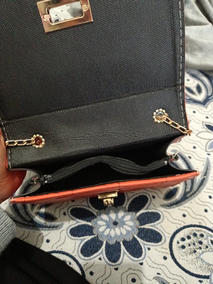 Tokalı Kırmızı Kadın Çanta - Görsel 3