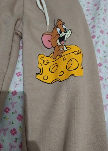 Bej Nakışlı Kız Çocuk Rahat Paça Eşofman - Görsel 2