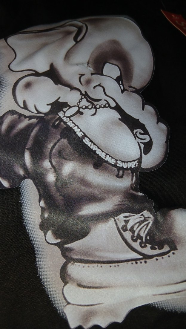 sold Supreme tee - Görsel 2