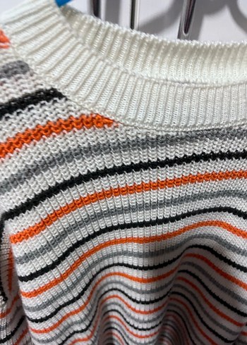 Çizgili Oversize Kadın Triko Kazak - Görsel 3