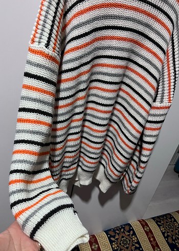 Çizgili Oversize Kadın Triko Kazak - Görsel 2