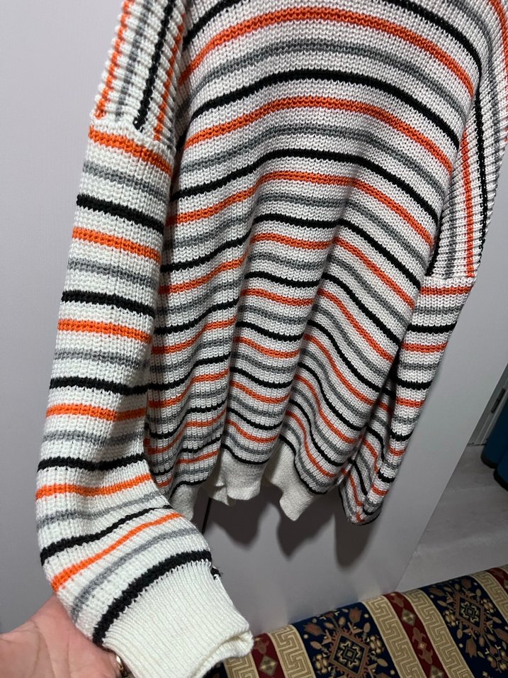 Çizgili Oversize Kadın Triko Kazak - Görsel 2