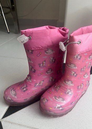 27 Beden Kız Çocuk Pembe Lastik Çizme