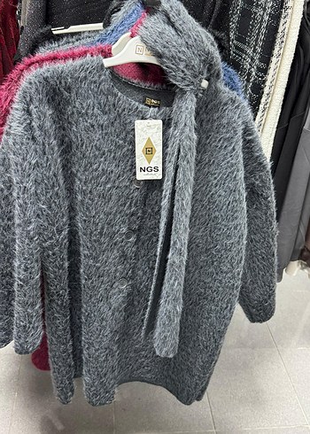 Mavi Suni Kürklü Atkılı Kadın Kaban - Görsel 3