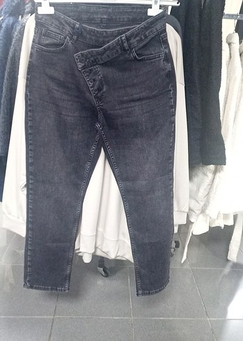 Modelli Gri Kadın Kot Pantolon - Görsel 3