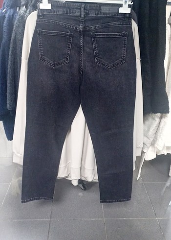 Modelli Gri Kadın Kot Pantolon - Görsel 4