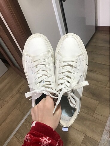 38 Beden beyaz Renk Bershka spor ayakkabı