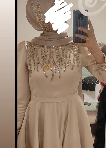 Diğer Bej Uzun Kollu Yüksek Yakalı Uzun Abiye 150 cm