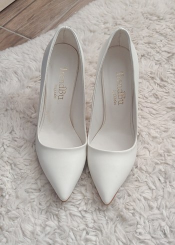 Beyaz Süet Stiletto Kadın Ayakkabı
