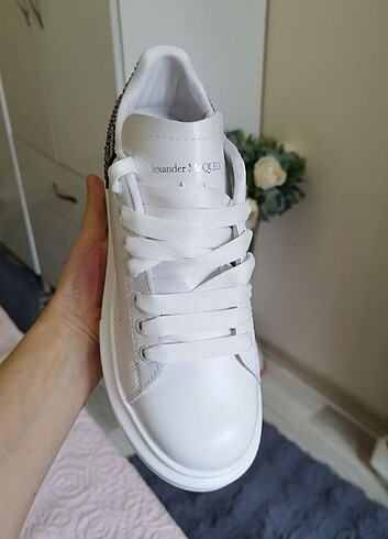 Alexander McQueen taşlı ayakkabı  - Görsel 5