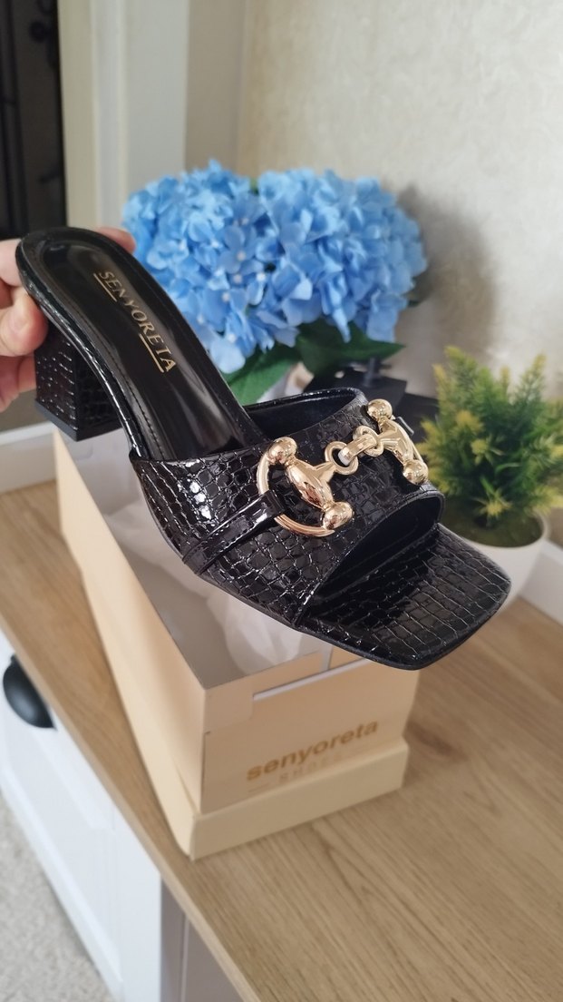 siyah gerçek deri  Parlak Deri Topuklu Terlik - Görsel 2