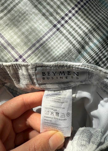 Gri Keten Erkek Şort - Görsel 3