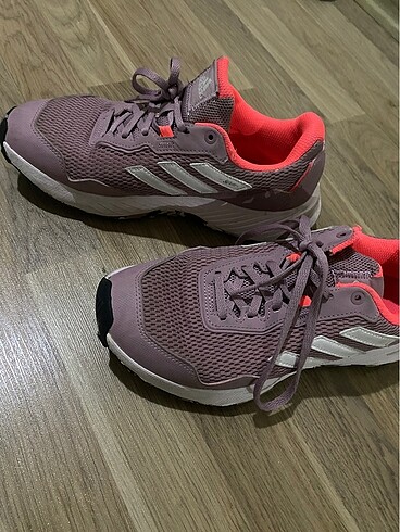 Adidas Spor Ayakkabı