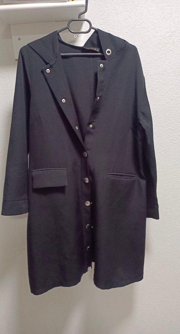 Düğmeli Siyah Uzun Kadın Kaban - Görsel 3