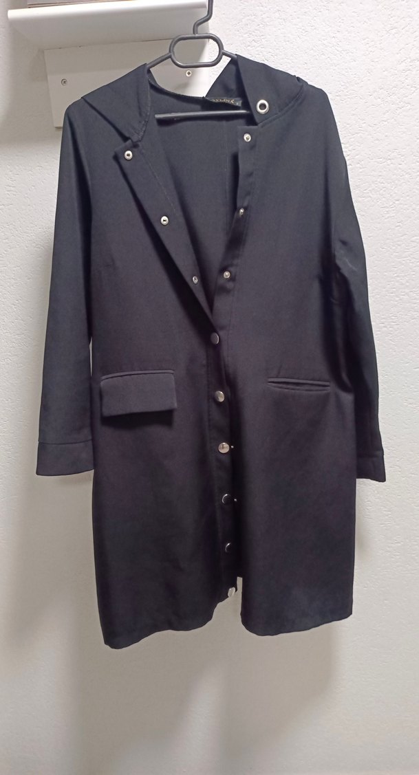 Düğmeli Siyah Uzun Kadın Kaban - Görsel 2