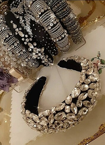 Tasarımcı Swarovski (geniş)
