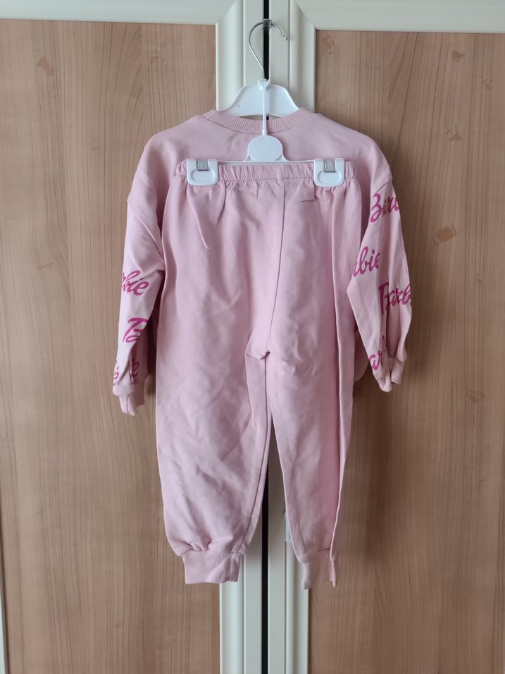 Barbie Baskılı Pembe Kız Eşofman Takımı - Görsel 2