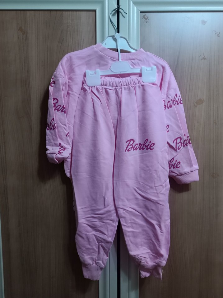 Pembe Barbie Desenli Kız Eşofman Takımı - Görsel 2