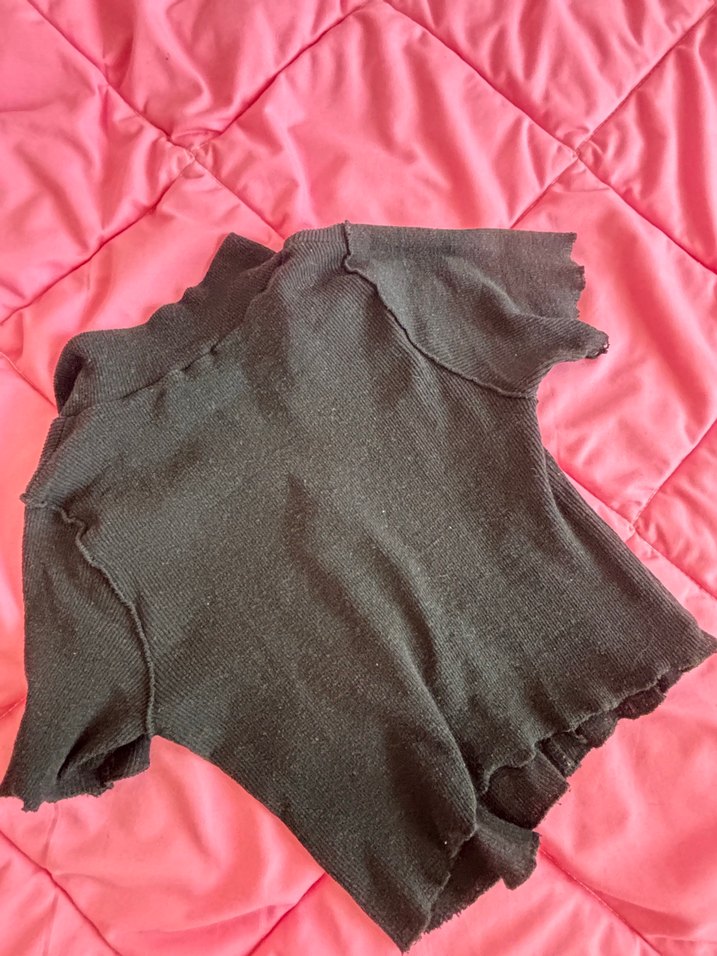 Siyah fittilli crop - Görsel 2