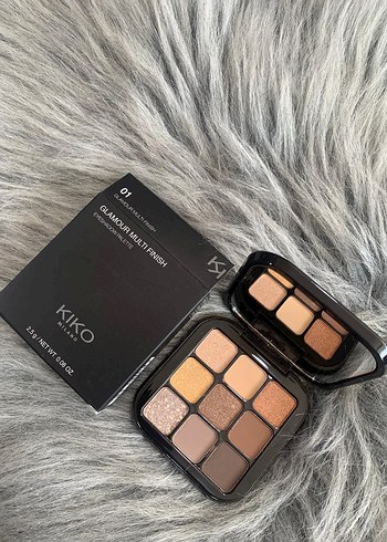 KIKO Glamour Çoklu Bitişli Göz Farı Paleti