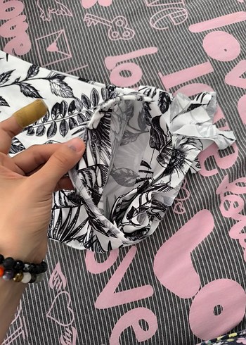 pratik Desenli Şal - Görsel 15