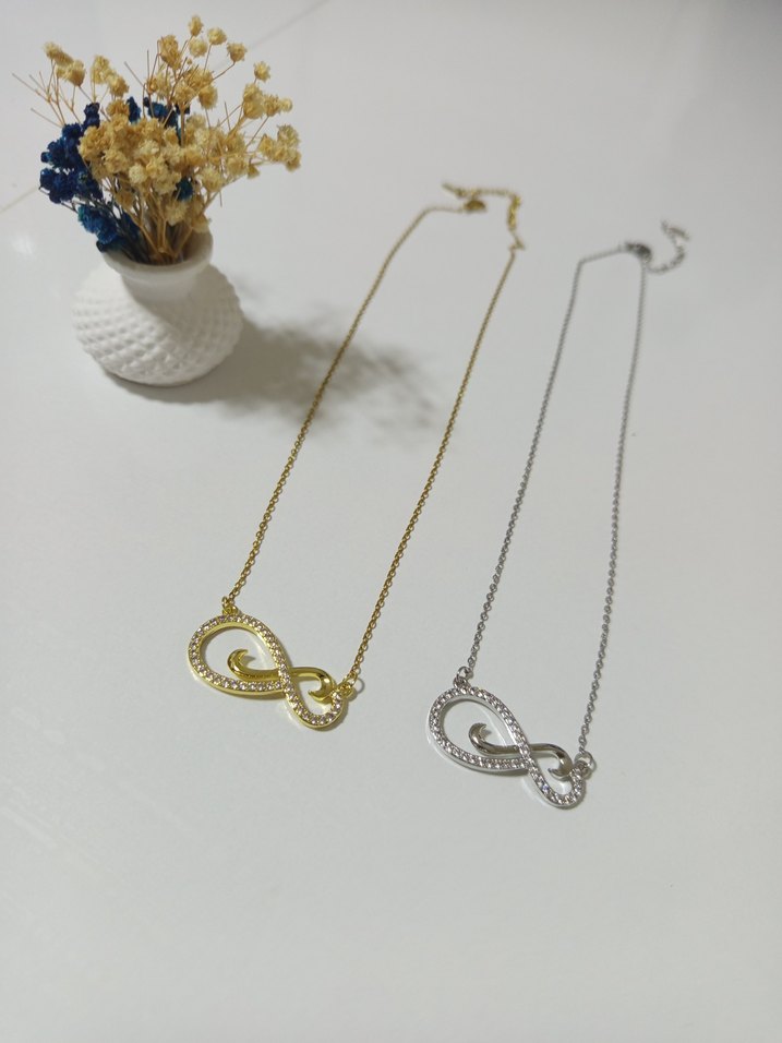 Gri Zincir Detaylı Minimalist Kadın Kolye - Görsel 3