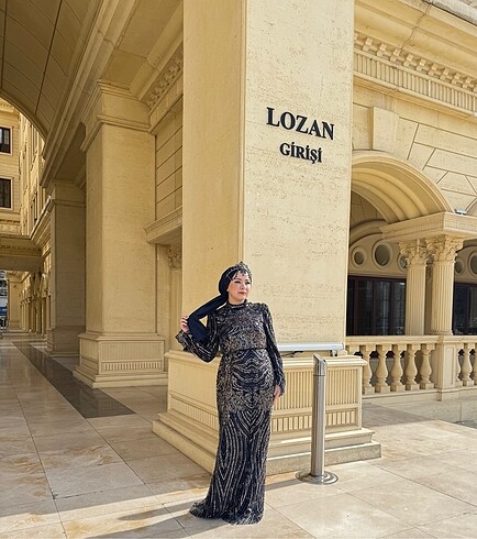 Hem uygun hem şık abiye - Görsel 3