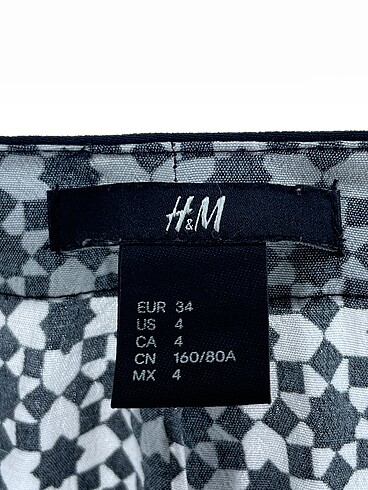 34 Beden siyah Renk H&M Bluz %70 İndirimli.