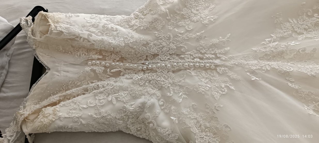 Straplez A Kesim Beyaz Uzun Gelinlik - Görsel 4