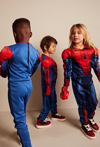 MARVEL Spiderman kostümü